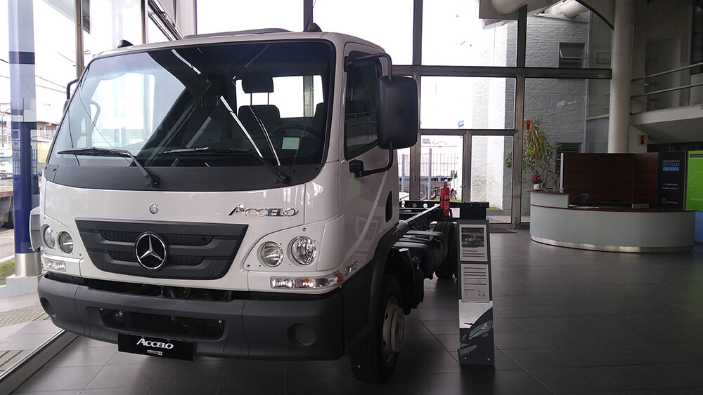 MERCEDES BENZ ACCELO