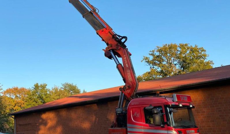 SCANIA R500 8×4 2007 Hidrogrua FASSI F900 XP27 lleno