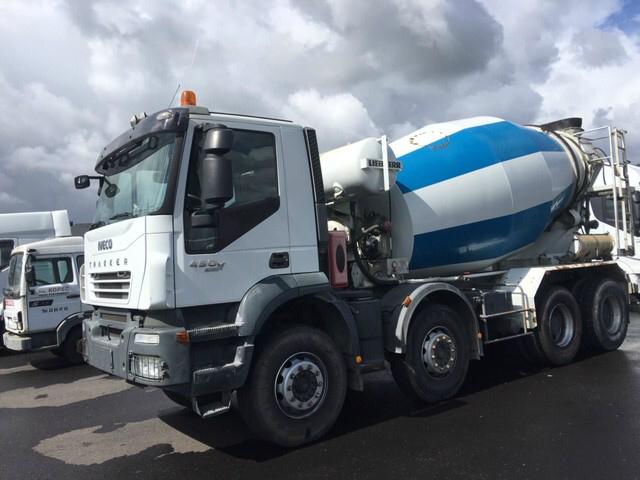 Iveco Trakker 410 8×4 2007 Mixer