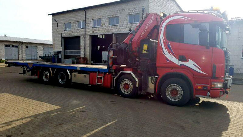 Scania 124C 420 2004 8×2 Hidrogrua FASSI F1000 XP lleno