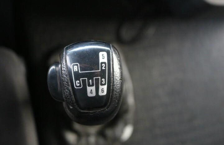 Scania R420 8×4 2006 Hidrogrua Palfinger PK 12502 y Volcadora Bi Lateral lleno