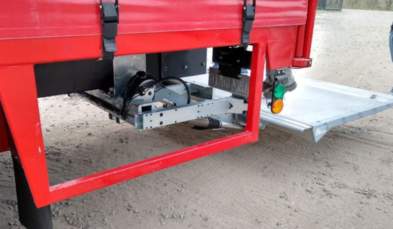 Plataformas elevadoras lleno