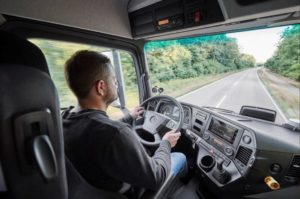 traslado-de-camiones-empresa-dubini-camiones-equipados-01