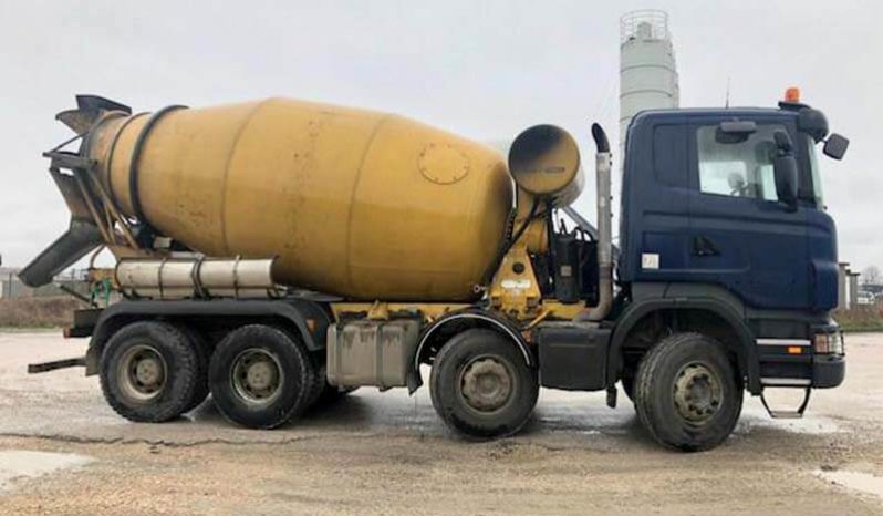 SCANIA R420 8X4 MIXER HORMIGONERO lleno