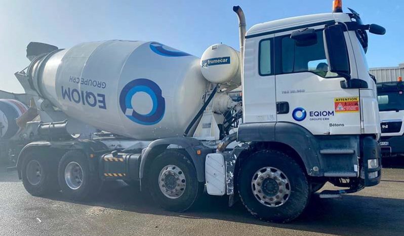 MAN TGS 32.40. 8×4 MIXER HORMIGONERO lleno