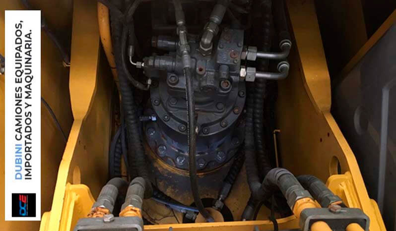 Excavadora XCMG 215C lleno