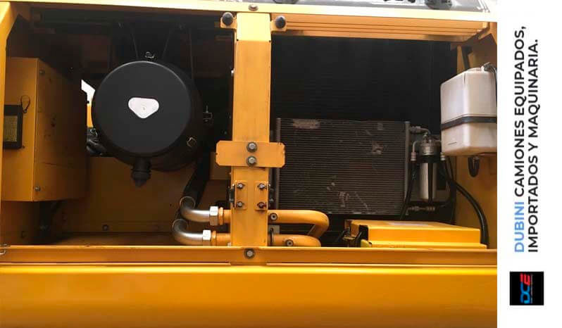 Excavadora XCMG 215C lleno