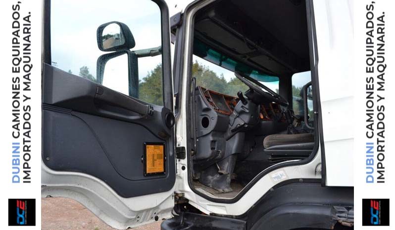 SCANIA 124C-380 8×4 con volcadora 35m3 lleno