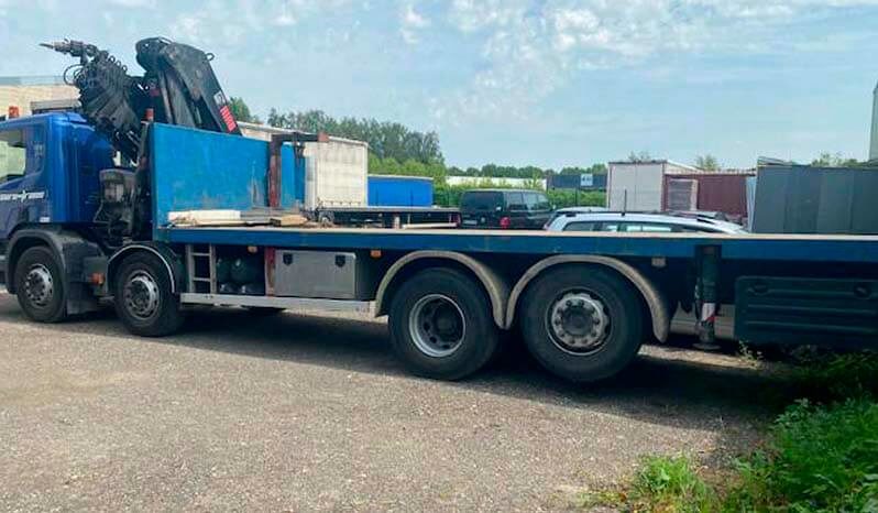 SCANIA P380 8×2 + Hidrogrua HIAB 377 XS Hiduo lleno
