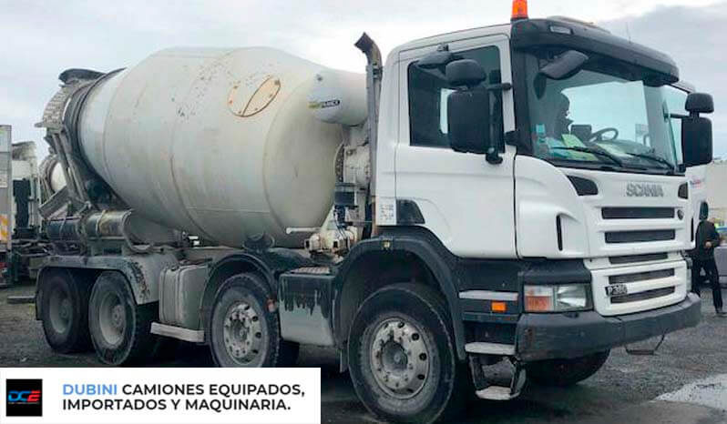 SCANIA P380 8×4 con trompo Cifa 9m3 lleno