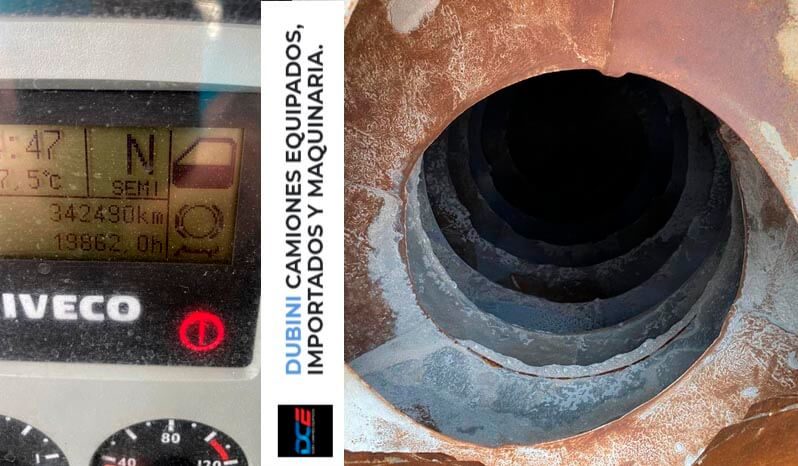 IVECO TRAKKER 8×4 con Trompo Baryval 9.0m3 lleno