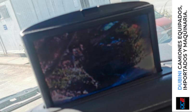 VOLVO 370 8×4 + Trompo Liebherr 9m3 lleno